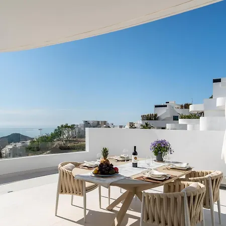 Penthouse Sur Les Hauteurs Marbella Apartamento